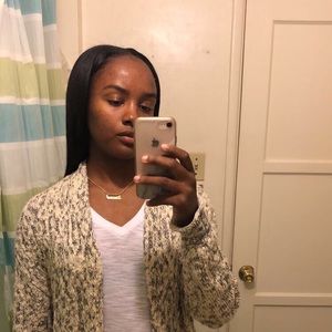 Meet your Posher, Simone